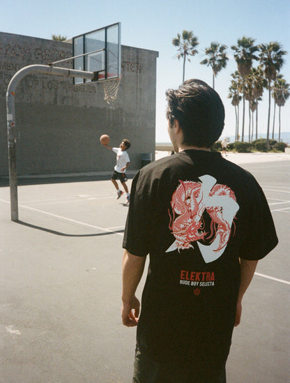 Scharlachrotes Drachen-T-Shirt